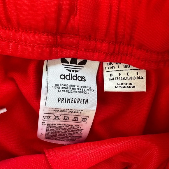 Adidas red track suit brand new with tags - Picture 4 of 4